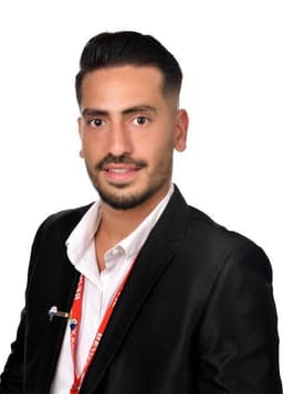 Omer Kahlon with team